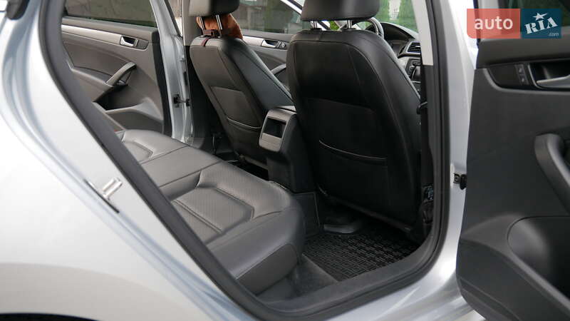 Седан Volkswagen Passat 2015 в Вінниці