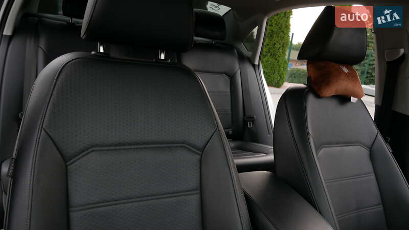 Седан Volkswagen Passat 2015 в Вінниці