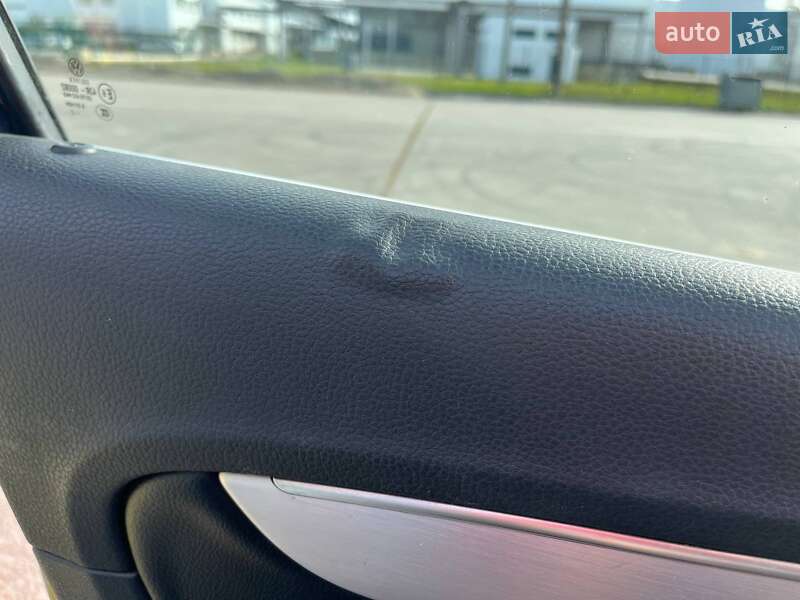 Универсал Volkswagen Passat 2012 в Коростене