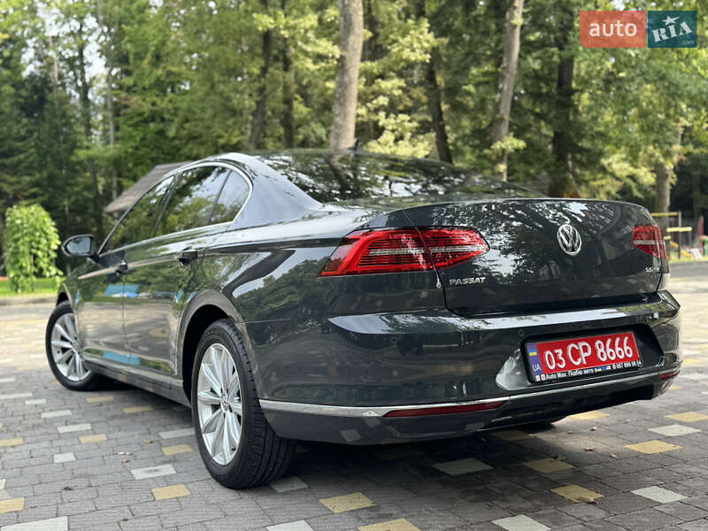 Седан Volkswagen Passat 2017 в Трускавці
