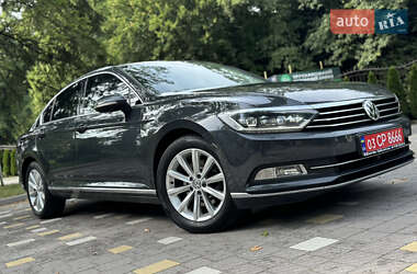 Седан Volkswagen Passat 2017 в Трускавці