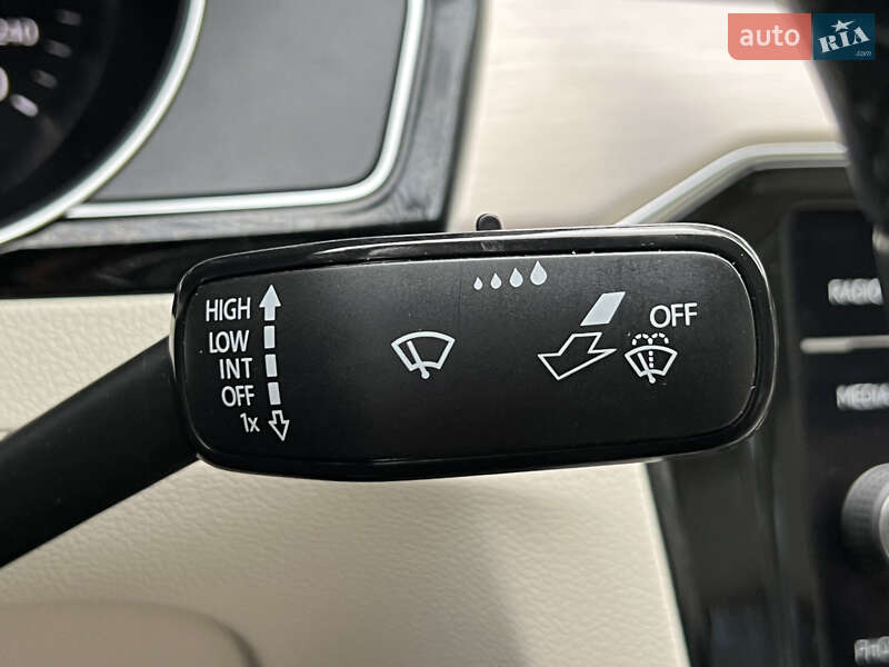 Седан Volkswagen Passat 2017 в Трускавці