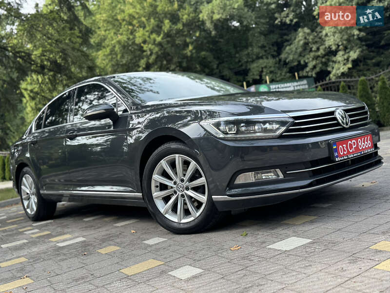 Седан Volkswagen Passat 2017 в Трускавці