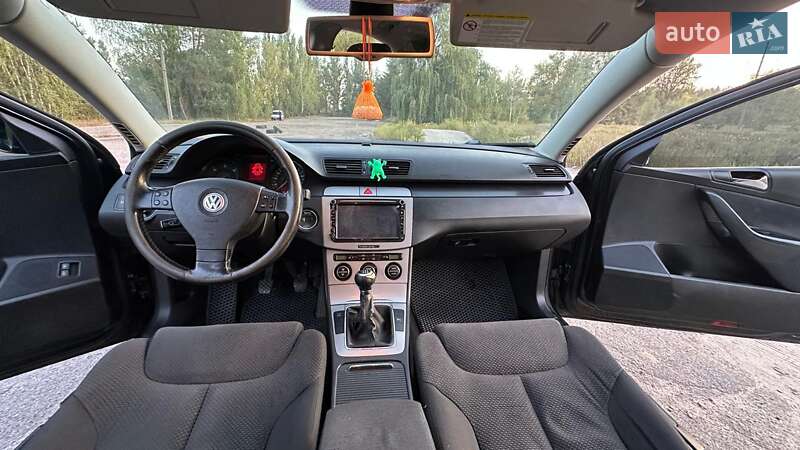 Седан Volkswagen Passat 2007 в Ахтырке