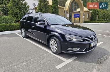 Універсал Volkswagen Passat 2011 в Києві