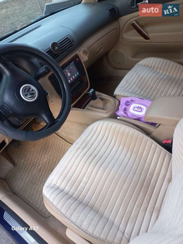 Седан Volkswagen Passat 2004 в Тернополе