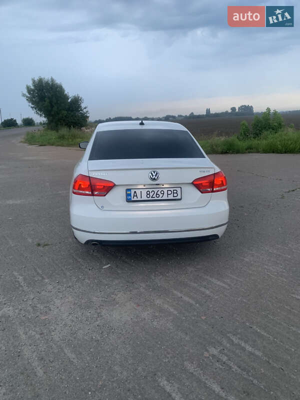 Седан Volkswagen Passat 2014 в Мотовиловке