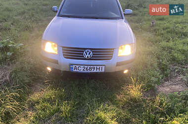 Седан Volkswagen Passat 2003 в Луцке