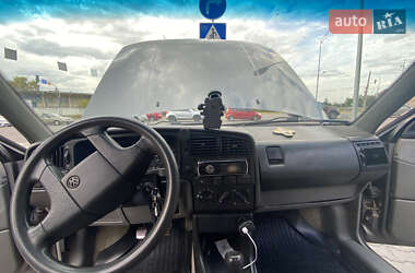 Седан Volkswagen Passat 1992 в 