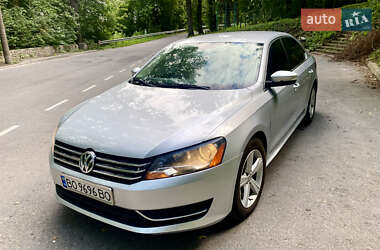 Седан Volkswagen Passat 2012 в Тернополі