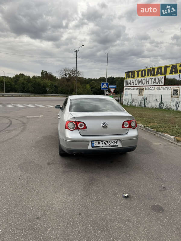 Седан Volkswagen Passat 2006 в Умани