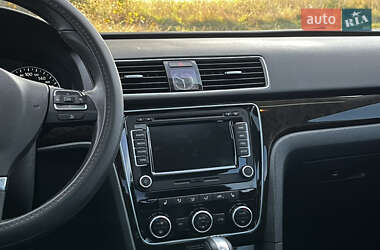 Седан Volkswagen Passat 2013 в 