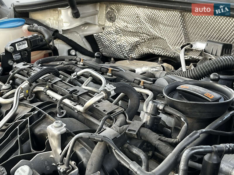 Седан Volkswagen Passat 2013 в Димері фото 44 Седан Volkswagen Passat 2013 в Димері