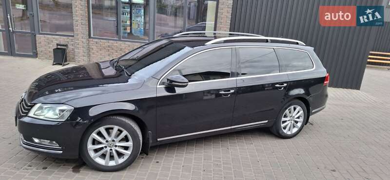 Универсал Volkswagen Passat 2012 в Первомайске