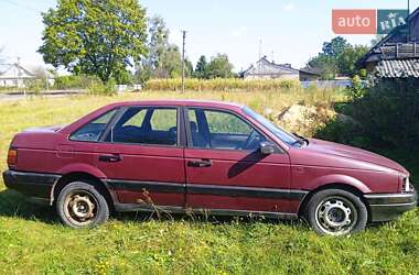 Універсал Volkswagen Passat 1991 в Камені-Каширському