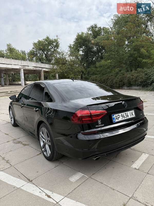 Седан Volkswagen Passat 2016 в Запоріжжі
