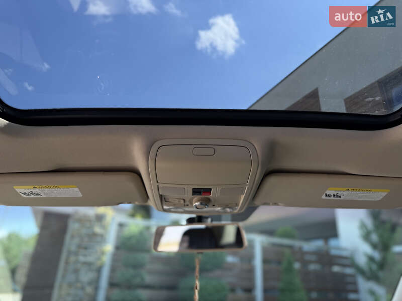 Седан Volkswagen Passat 2014 в Києві фото 41 Седан Volkswagen Passat 2014 в Києві