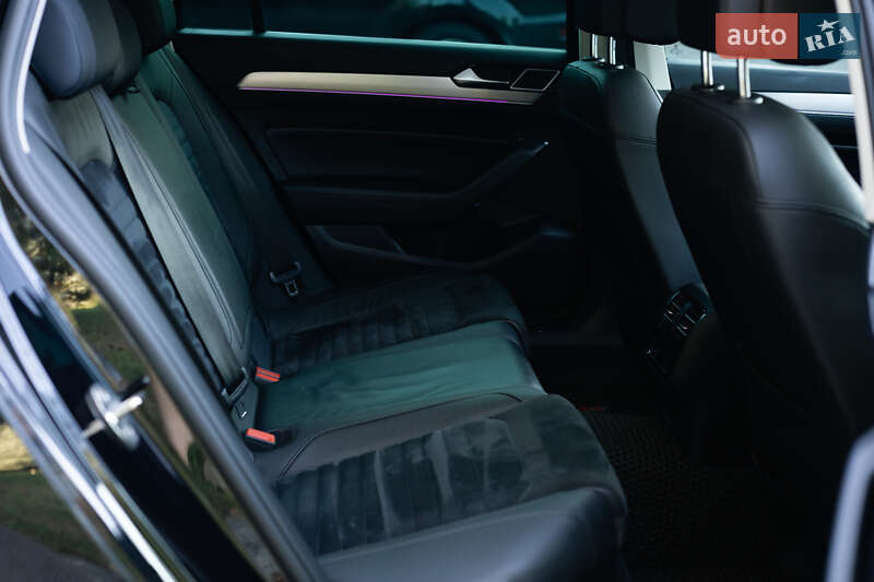 Универсал Volkswagen Passat 2018 в Краснограде