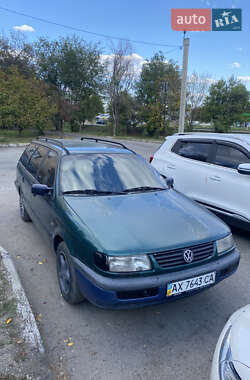 Универсал Volkswagen Passat 1996 в Харькове