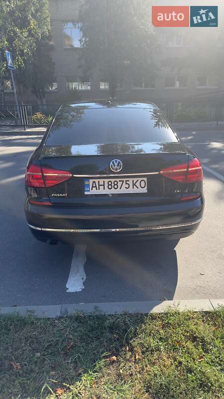 Седан Volkswagen Passat 2016 в Кременчуці