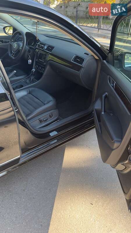 Седан Volkswagen Passat 2016 в Кременчуці