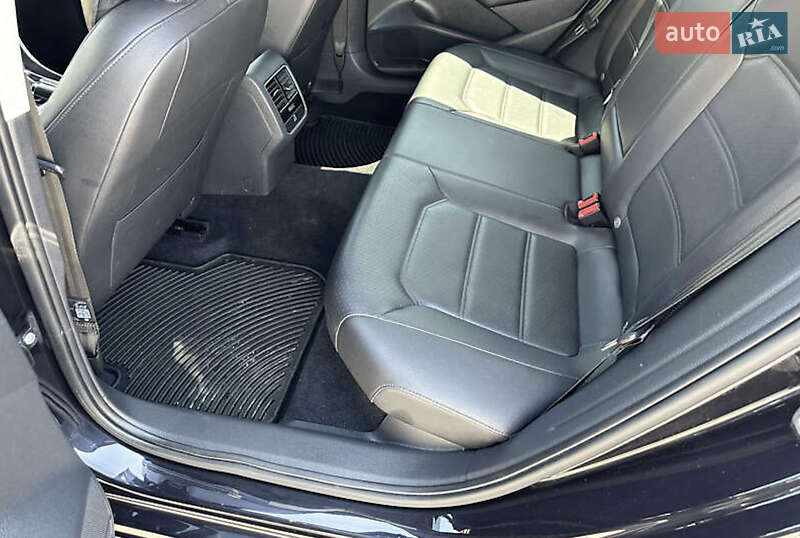 Седан Volkswagen Passat 2018 в Львове фото 6 Седан Volkswagen Passat 2018 в Львове