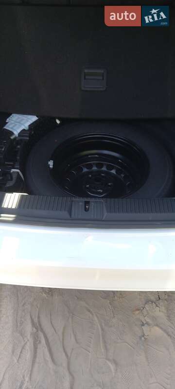 Универсал Volkswagen Passat 2017 в Запорожье фото 22 Универсал Volkswagen Passat 2017 в Запорожье