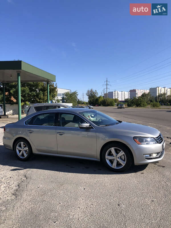 Седан Volkswagen Passat 2013 в Полтаві