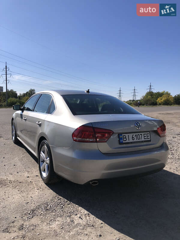 Седан Volkswagen Passat 2013 в Полтаві