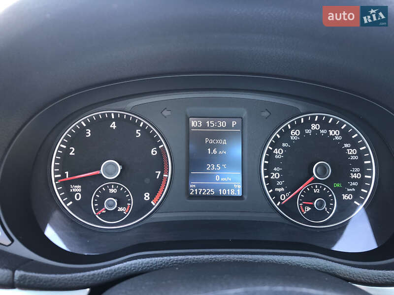 Седан Volkswagen Passat 2013 в Полтаві