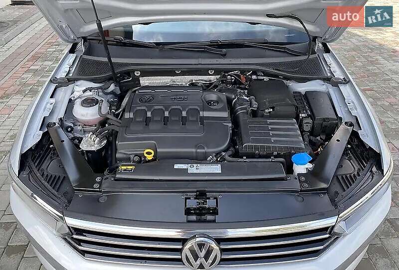 Универсал Volkswagen Passat 2017 в Сарнах