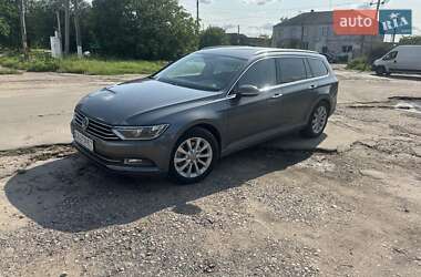 Універсал Volkswagen Passat 2015 в Прилуках