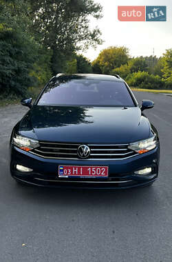 Універсал Volkswagen Passat 2022 в Луцьку