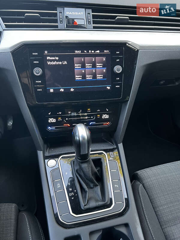 Универсал Volkswagen Passat 2022 в Луцке фото 17 Универсал Volkswagen Passat 2022 в Луцке