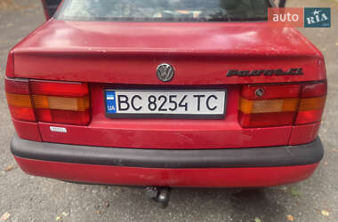 Седан Volkswagen Passat 1995 в 