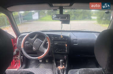 Седан Volkswagen Passat 1995 в 