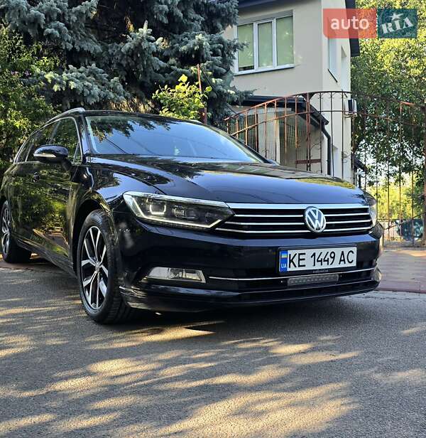 Універсал Volkswagen Passat 2018 в Дніпрі