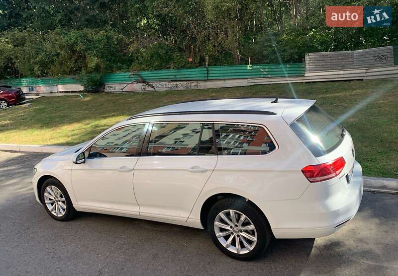Універсал Volkswagen Passat 2016 в Києві