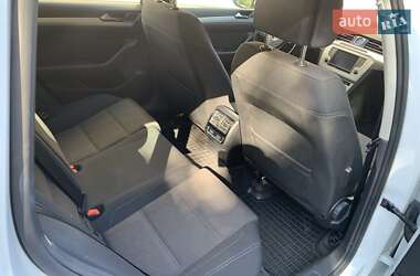 Универсал Volkswagen Passat 2016 в Киеве