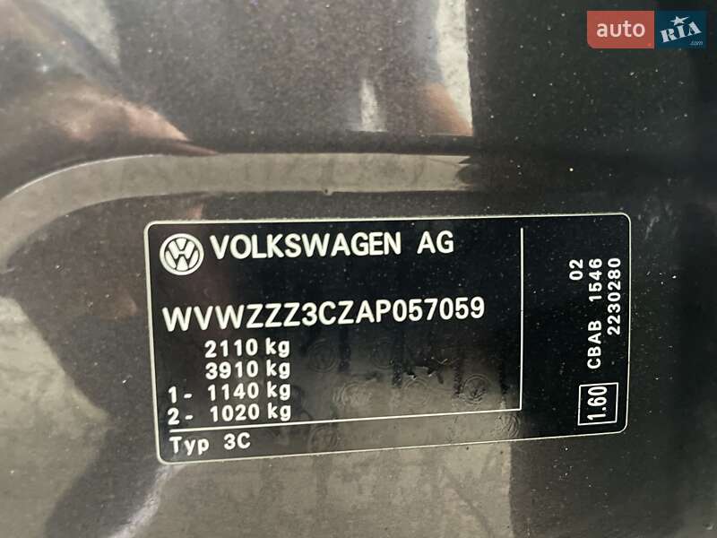 Седан Volkswagen Passat 2010 в Киеве