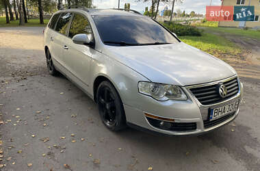 Універсал Volkswagen Passat 2006 в Кореці