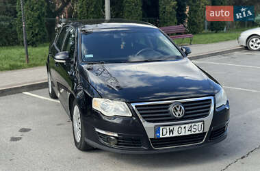 Седан Volkswagen Passat 2007 в Звягеле