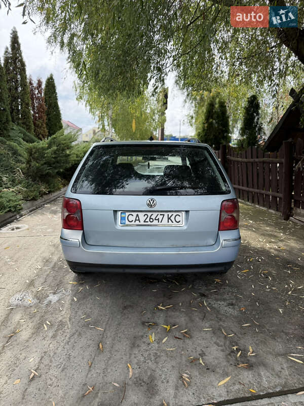 Універсал Volkswagen Passat 2002 в Смілі