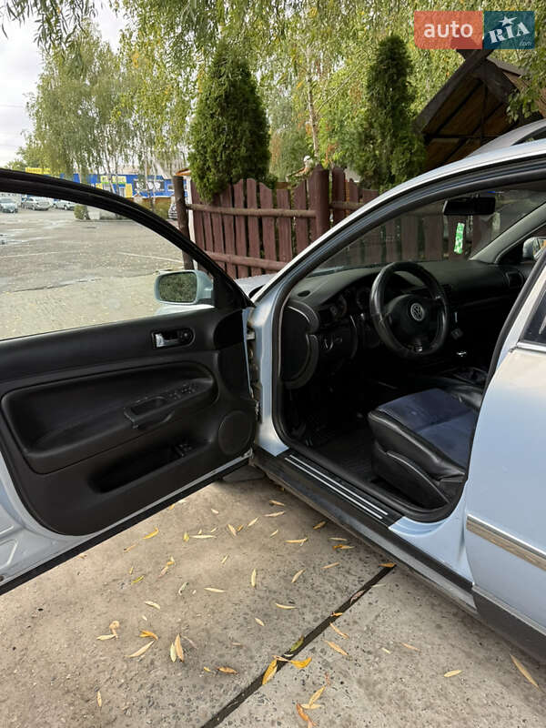 Універсал Volkswagen Passat 2002 в Смілі