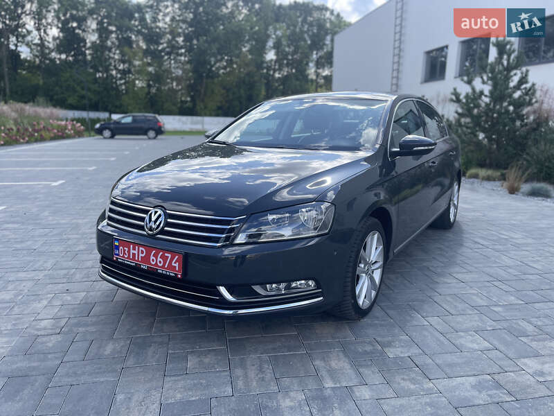 Volkswagen Passat 2011
