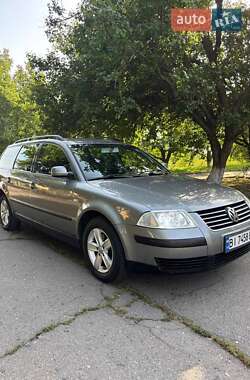 Універсал Volkswagen Passat 2001 в Гадячі