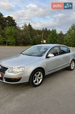 Седан Volkswagen Passat 2007 в 
