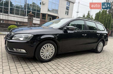 Універсал Volkswagen Passat 2012 в 