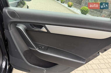 Універсал Volkswagen Passat 2012 в 