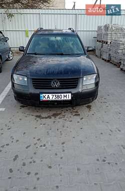 Універсал Volkswagen Passat 2002 в Новому Бузі